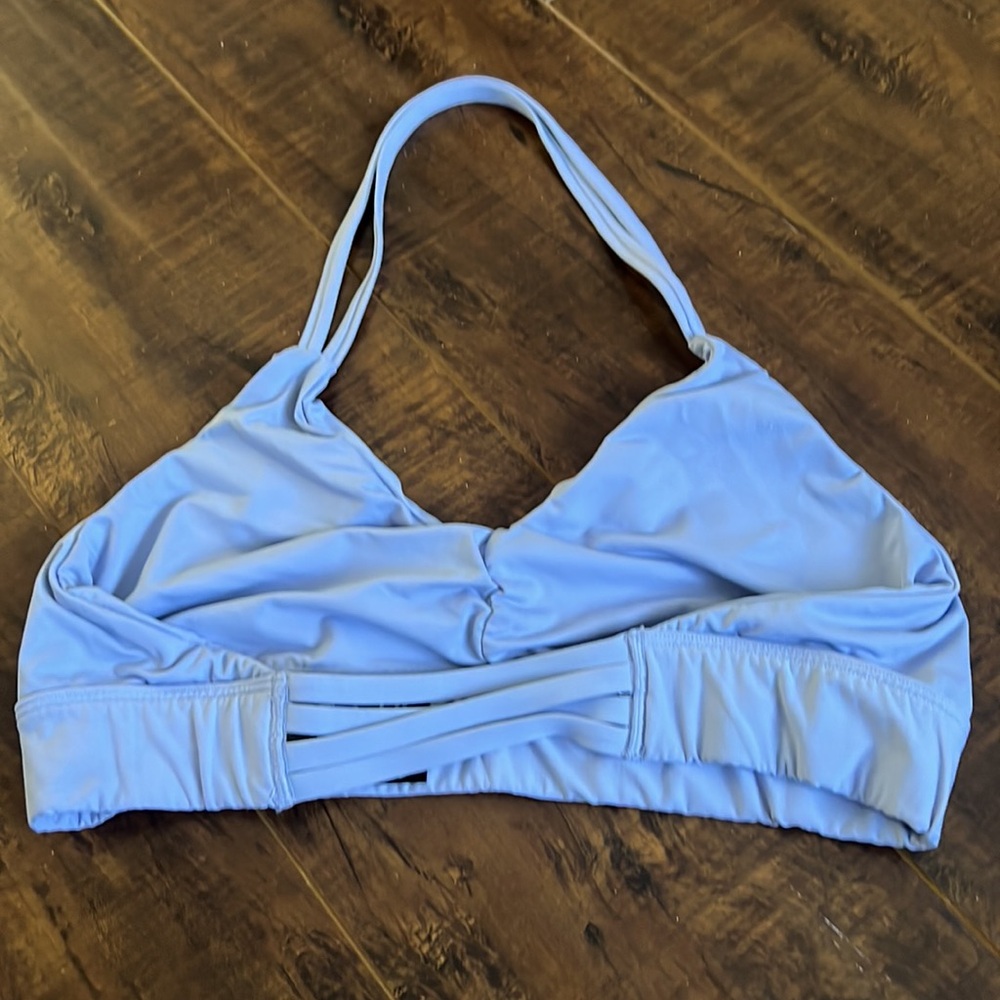 PINK by Victoria Secret Ultimate Unlined Halter Sports Bra Light Blue Size Large - Picture 2 of 3